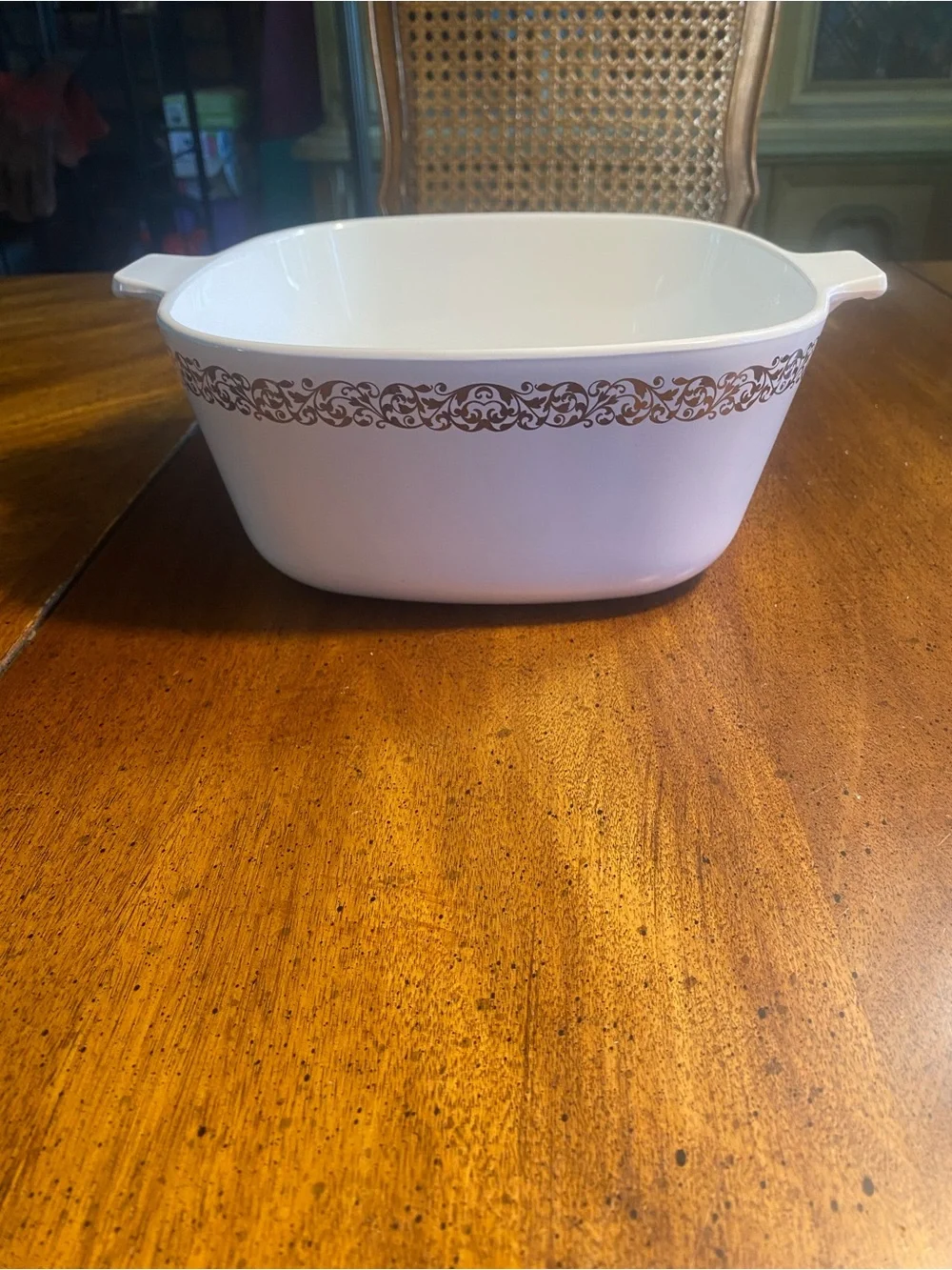 Corningware 2.5 Qt Filagree casserole pan Pyrex Glass Lid